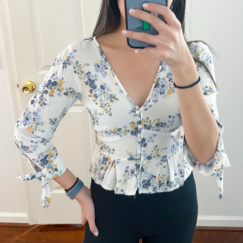 Abercrombie floral blouse